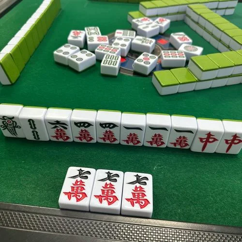 c7娱乐棋牌大厅麻将游戏画面